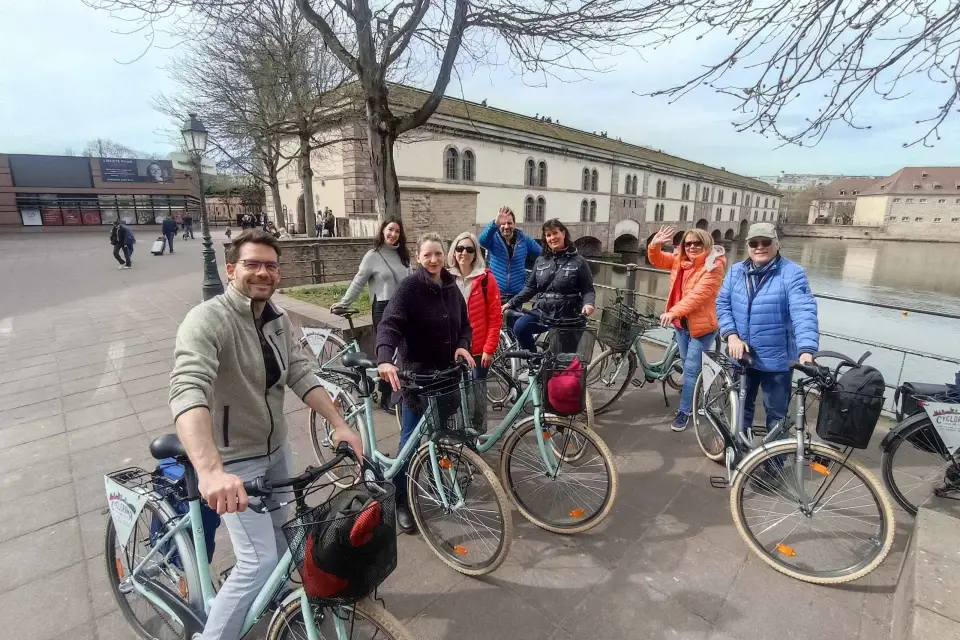Estrasburgo: Tour guiado en bici con un guía local