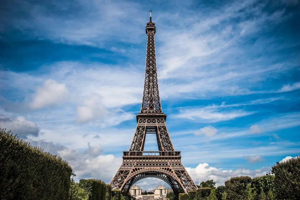 París: Torre Eiffel Audioguía In-App