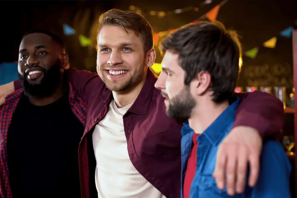 Anvers : Juego para smartphone de despedida de soltero al aire libre