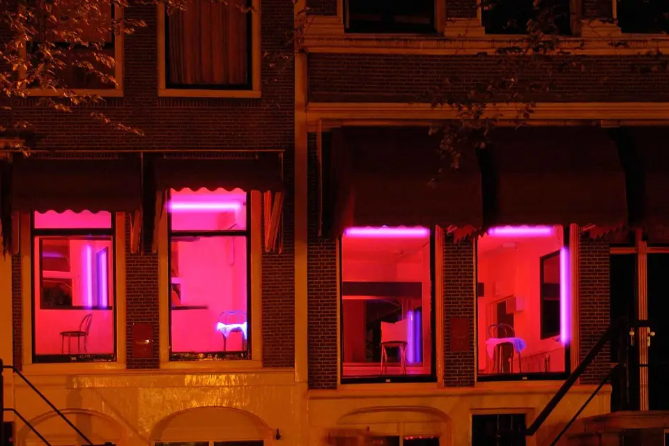 Amsterdam: Barrio Rojo 1 hora de tour con audioguía en el móvil