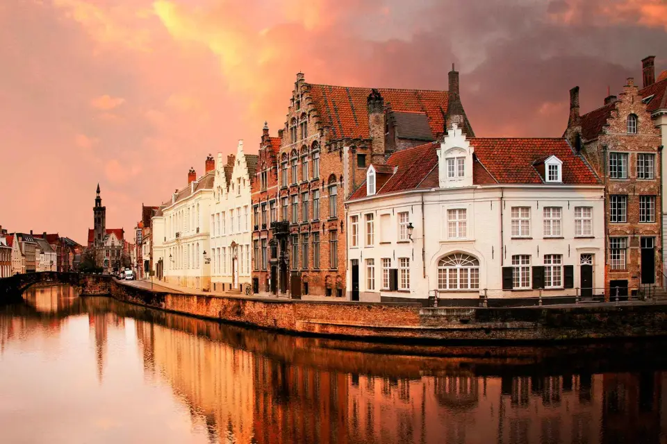 Desde Ámsterdam: Excursión de un día a Brujas en español