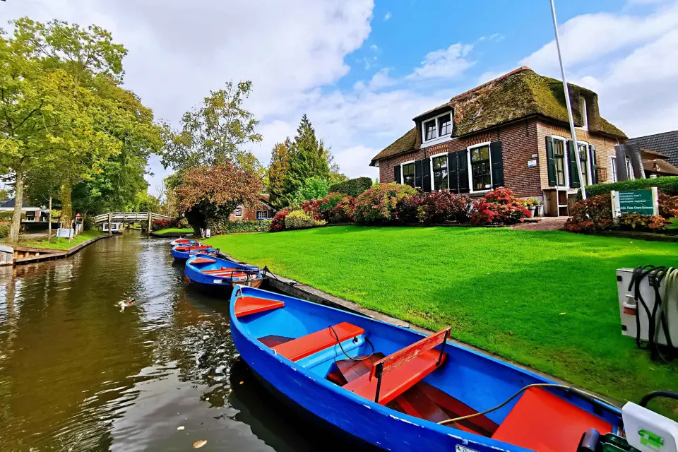 Amsterdam: Excursión de un día a Giethoorn, Afsluitdijk y Zaanse Schans