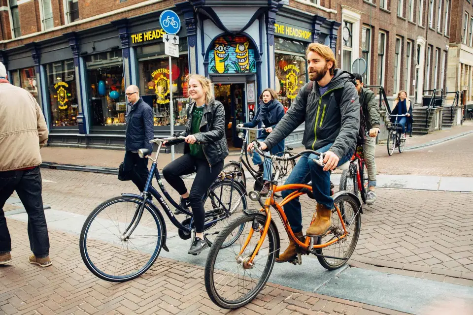 Excursión privada en bicicleta por Ámsterdam con un lugareño