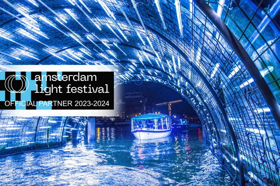 Amsterdam: Fiesta de la Luz en barco con bebidas y aperitivos ilimitados