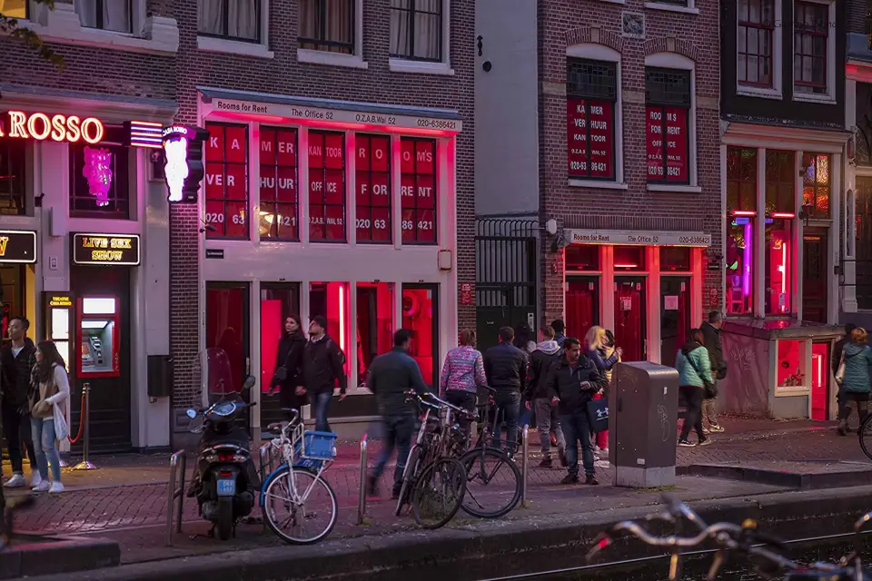 Recorrido a pie por el Barrio Rojo y el Casco Antiguo de Ámsterdam
