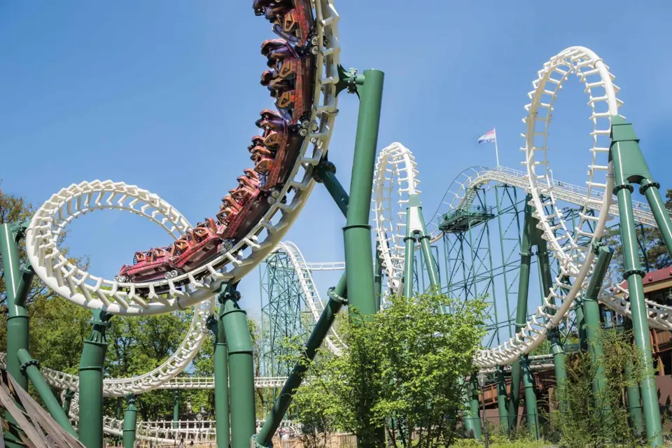 Desde Amsterdam: Traslado de ida y vuelta al Parque Efteling con ticket de entrada