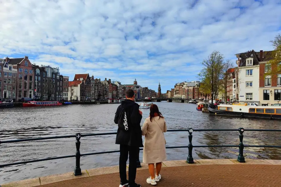 Amsterdam Trending Tastes Tour gastronómico e histórico Hollanda Tours