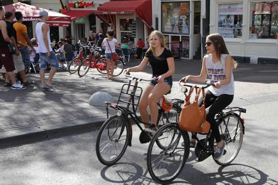Amsterdam: Visita guiada en bicicleta