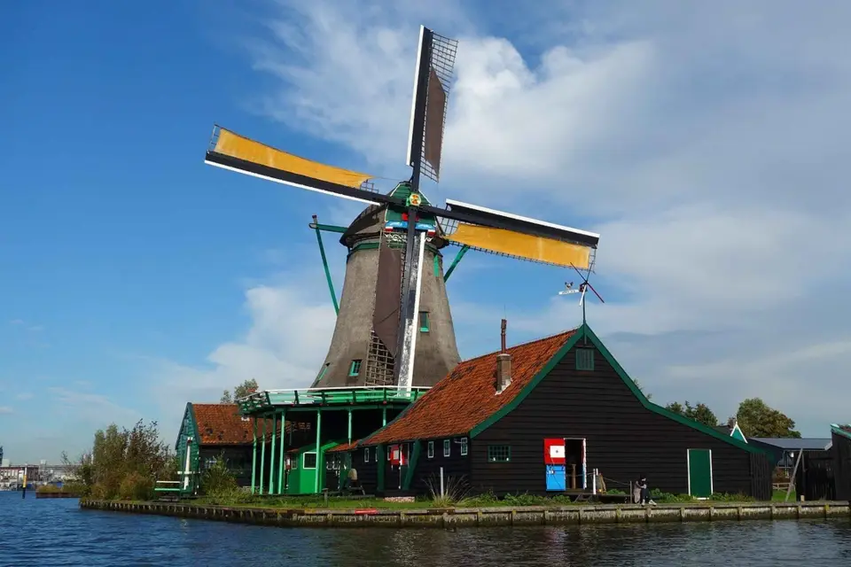 Desde Ámsterdam: Visita Privada a los Molinos de Viento, Volendam y Marken