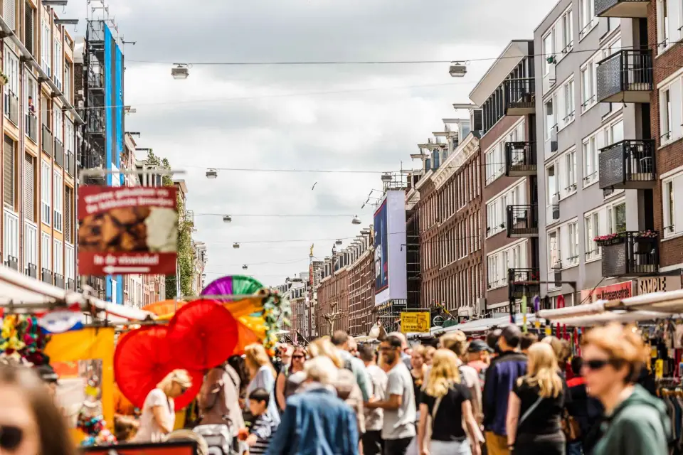 Amsterdam: Visita privada a pie de Jordaan y De 9 Straatjes