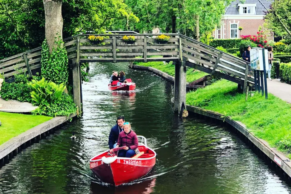 Amsterdam: Zaanse Schans & Giethoorn Visita guiada combinada