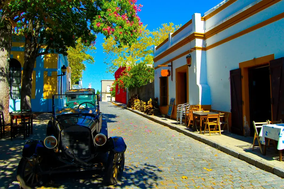 Excursión a Colonia del Sacramento