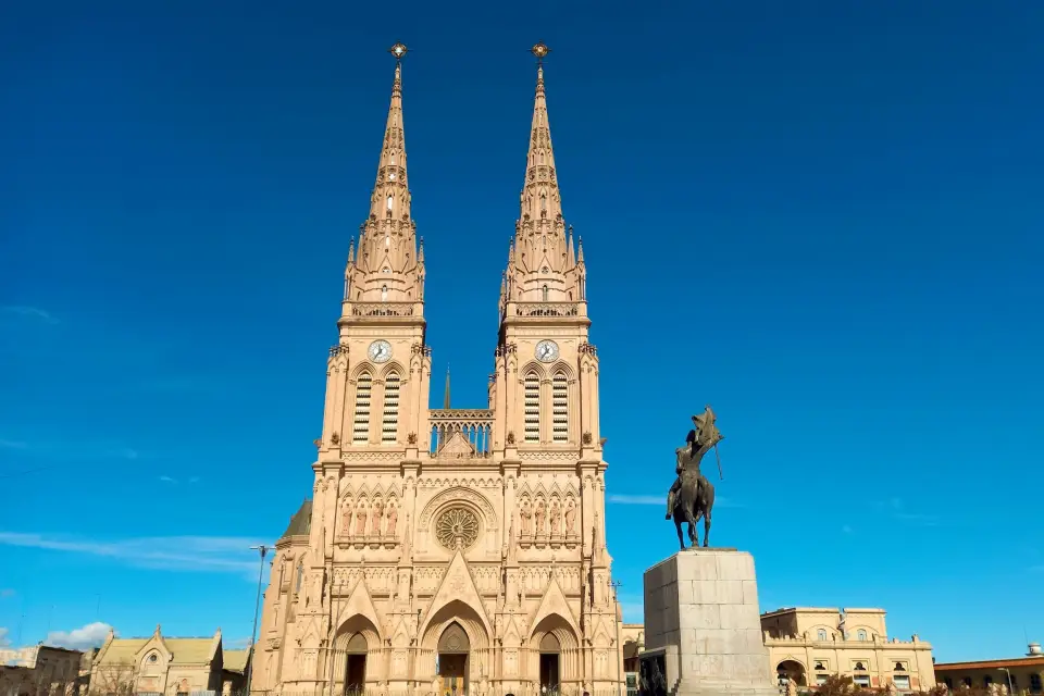 Excursión privada a la Basílica de Luján