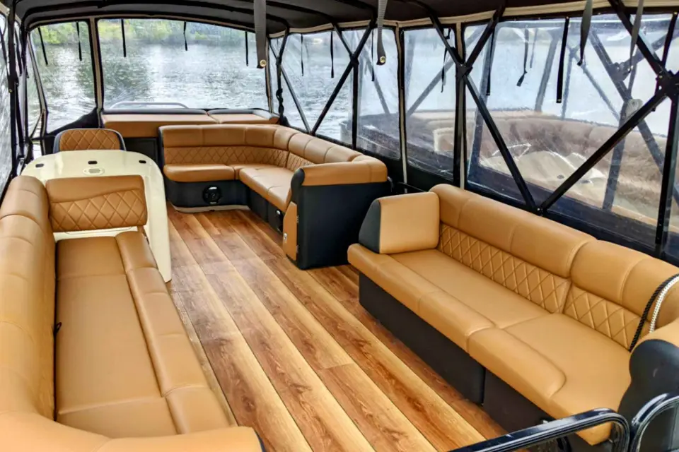 Berlín: Alquila un barco sin licencia para hasta 12 PAX