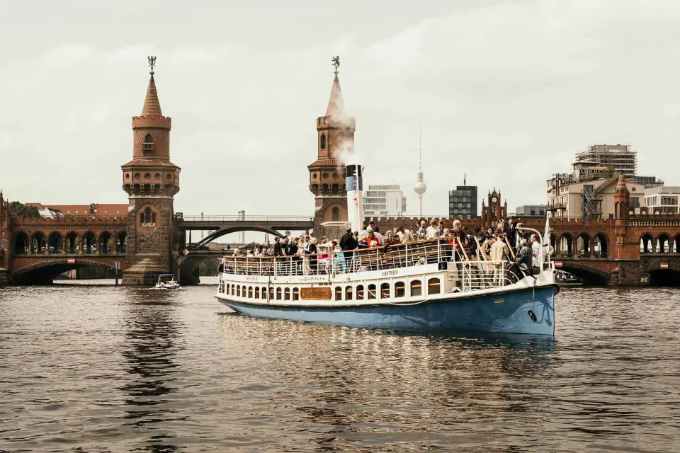 Berlín: Crucero nocturno JAZZ con el Trío de Jazz