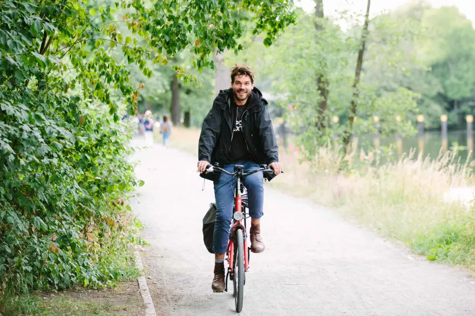 Berlín: Exploración urbana con alquiler diario de bicicletas