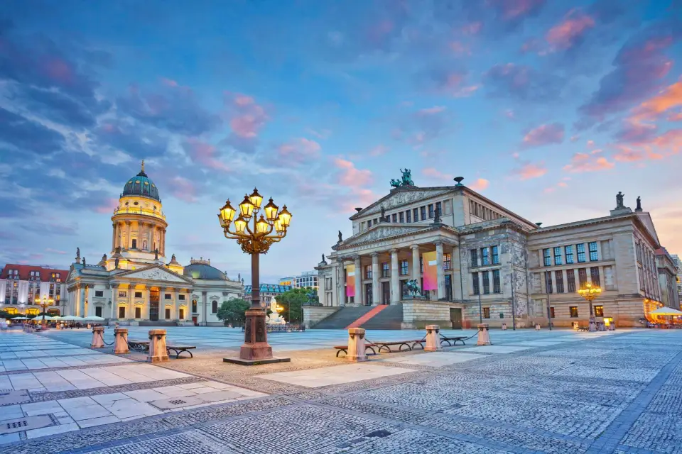 Berlín: Highlights App Tour guiado con puzzles