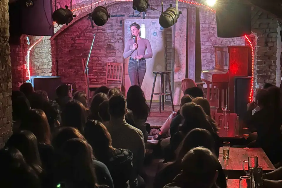 Berlín: La Muestra Nocturna de los Viernes del Club Épico de la Comedia