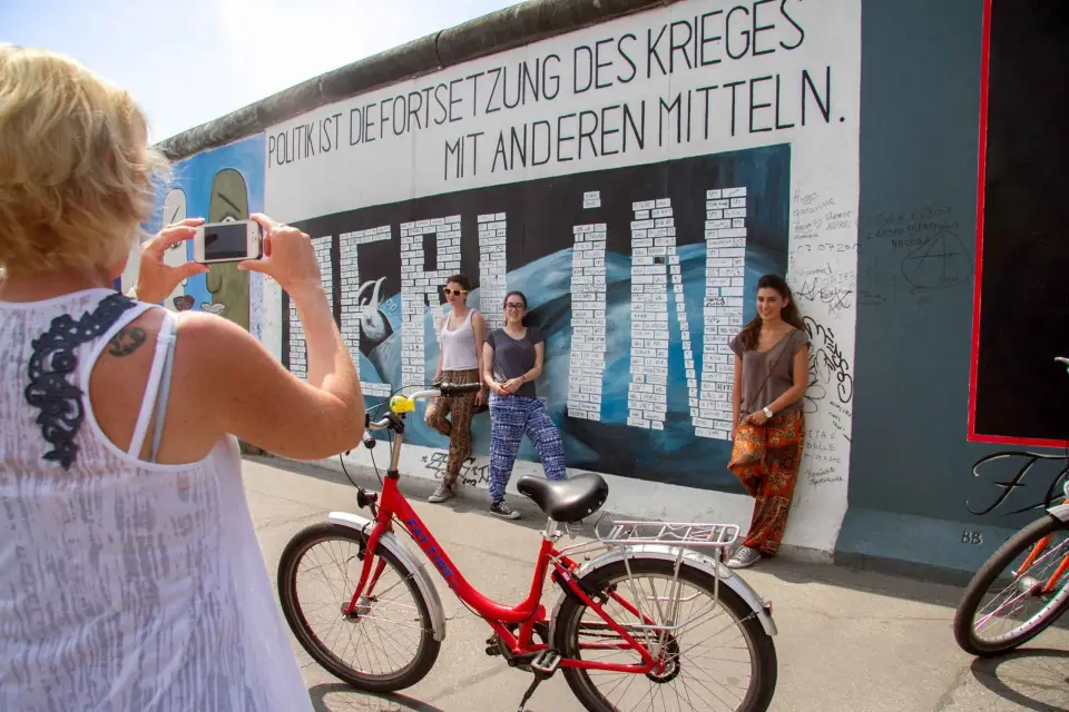 Recorrido en bici por el Muro de Berlín