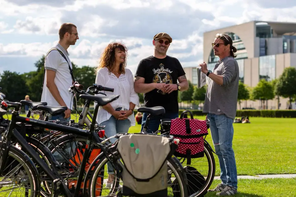 Berlín: Recorrido en E-Bike por el Muro de Berlín y lo más destacado de Mitte