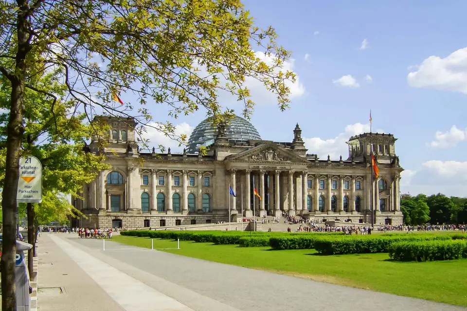 Berlín: Reichstag, Salón de Plenos, Cúpula y Visita del Gobierno