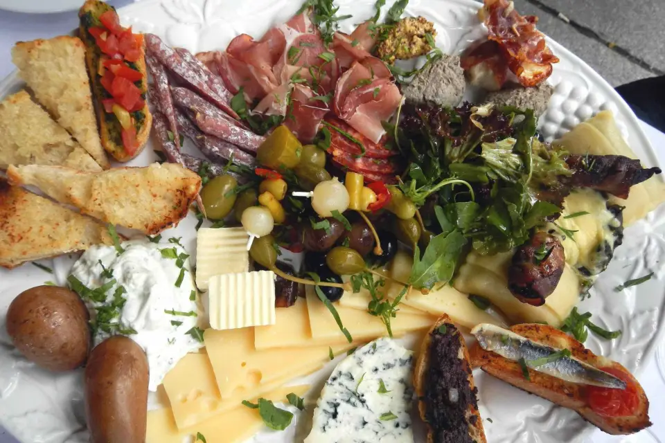 Berlín: Tour gastronómico callejero en bicicleta