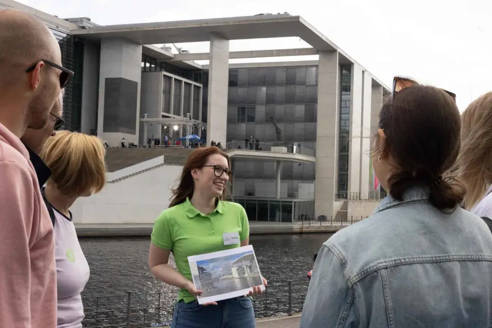 Tour a pie por lo más destacado de Berlín: Del Reichstag a la Potsdamer Platz