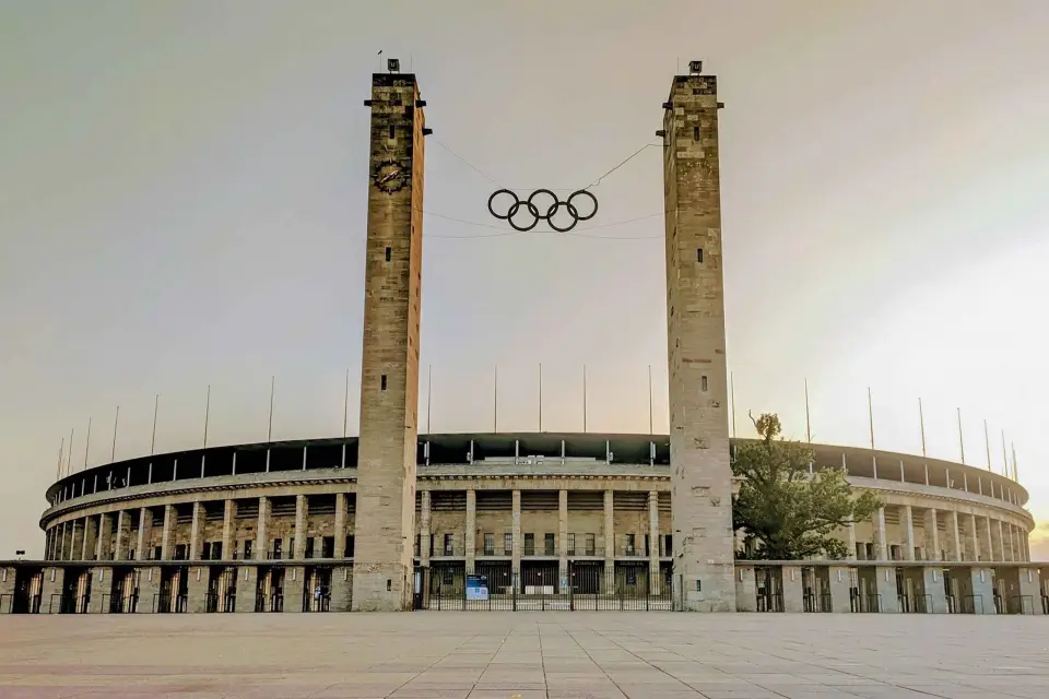 Tour privado medio día en furgoneta Germania y Tercer Reich