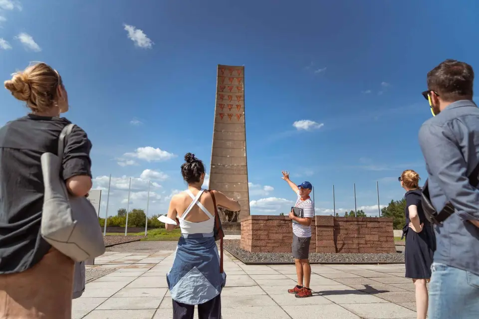 Berlín: Visita guiada a pie al Memorial de Sachsenhausen