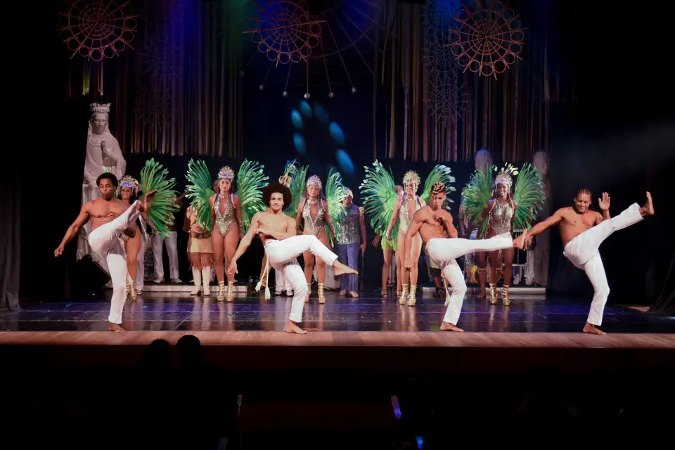 Ginga Tropical, espectáculo de danza brasileña