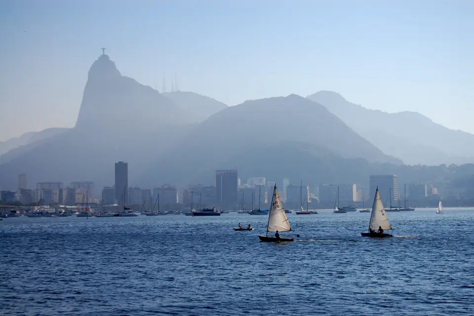 Paseo en velero por Río de Janeiro