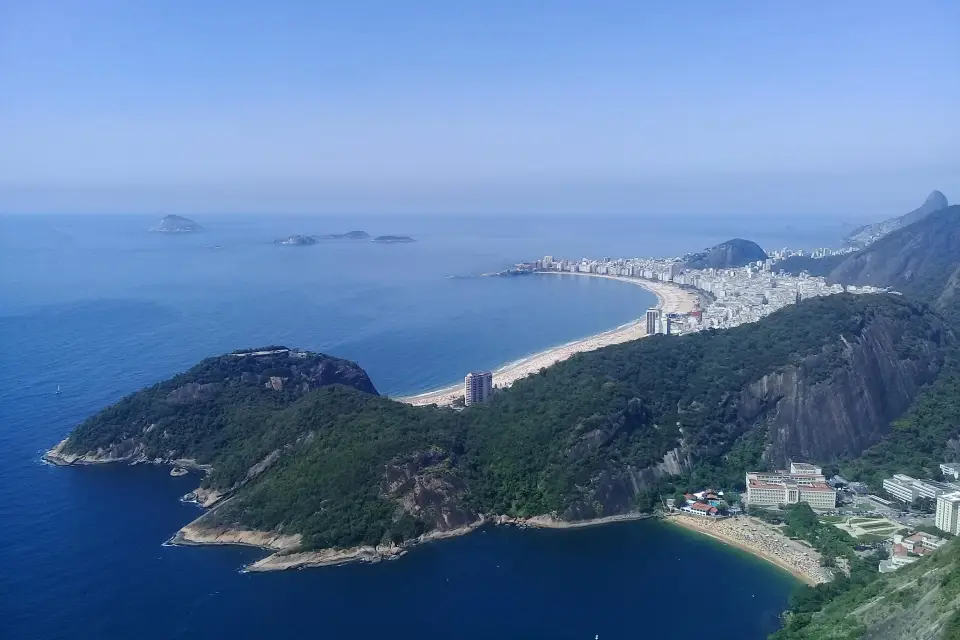 Randonnée au Morro da Urca + Plantation d'arbres