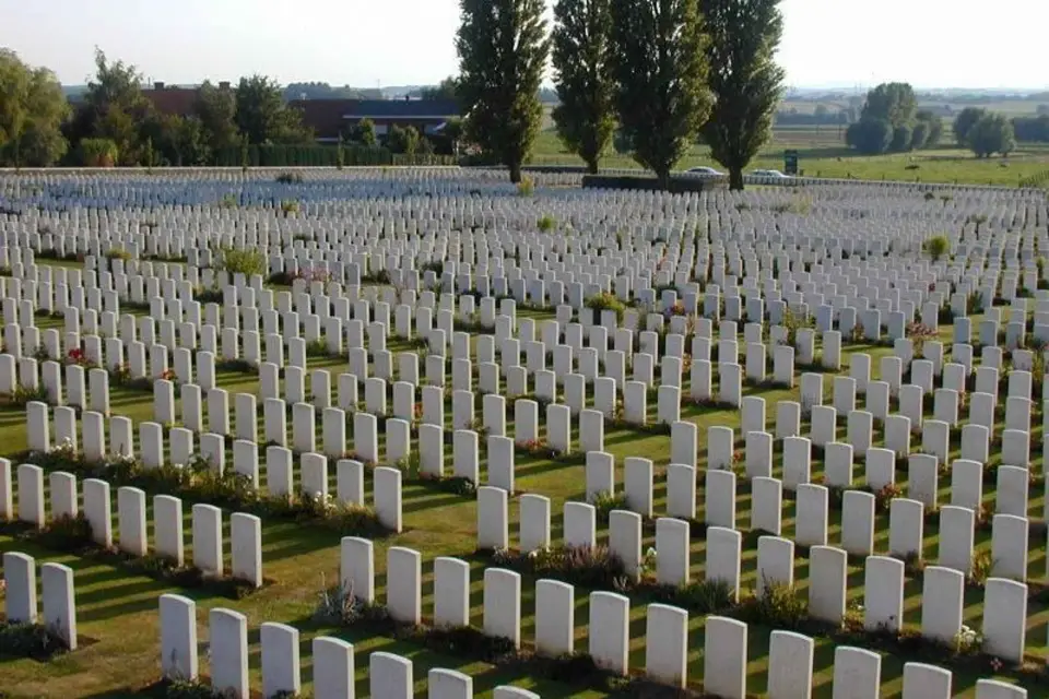 Desde Brujas: Excursión en minibús por los Campos de Flandes de la Gran Guerra con almuerzo