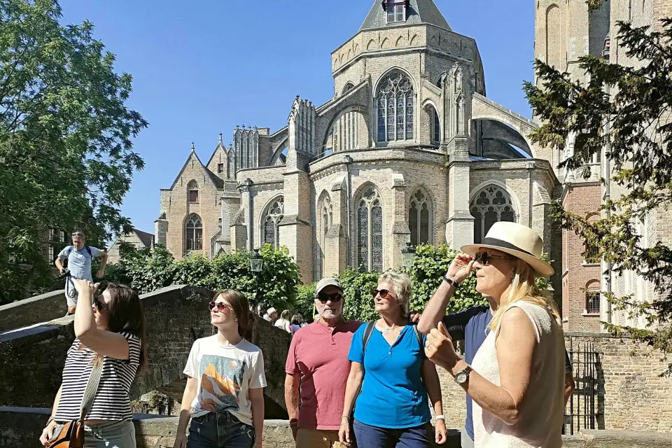 tour privado : ¡Admira la Madonna de Miguel Ángel!