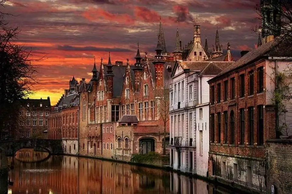 Desde Bruselas: Excursión de un día a Brujas con tour en barco opcional