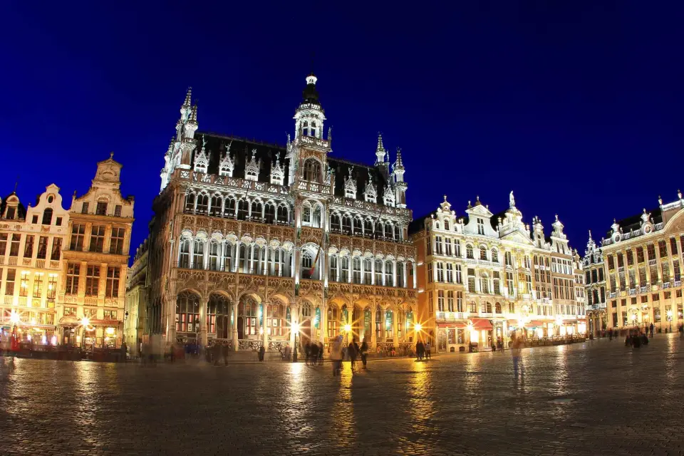 Bruselas: Highlights App Tour guiado con puzzles
