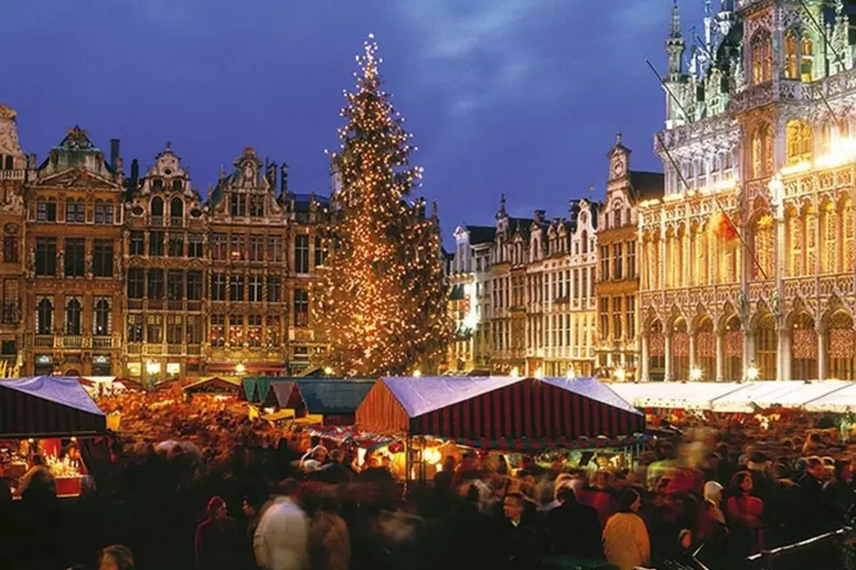 Bruselas: Visita guiada privada de 4 horas por el Mercado de Navidad