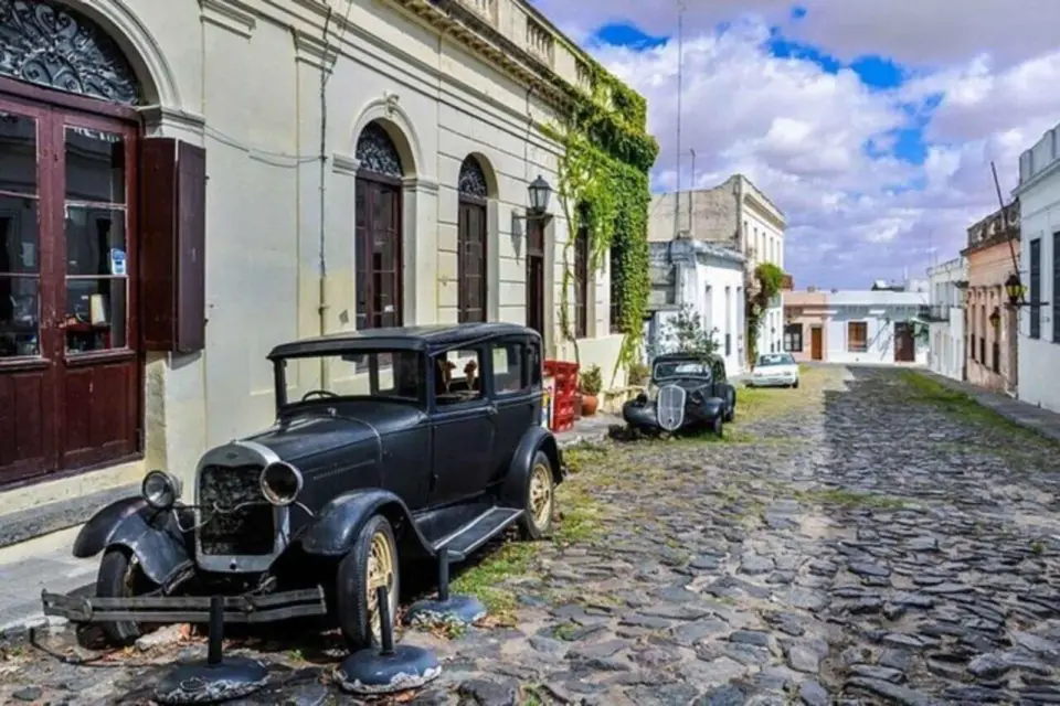 2 días y 1 noche en Colonia del Sacramento