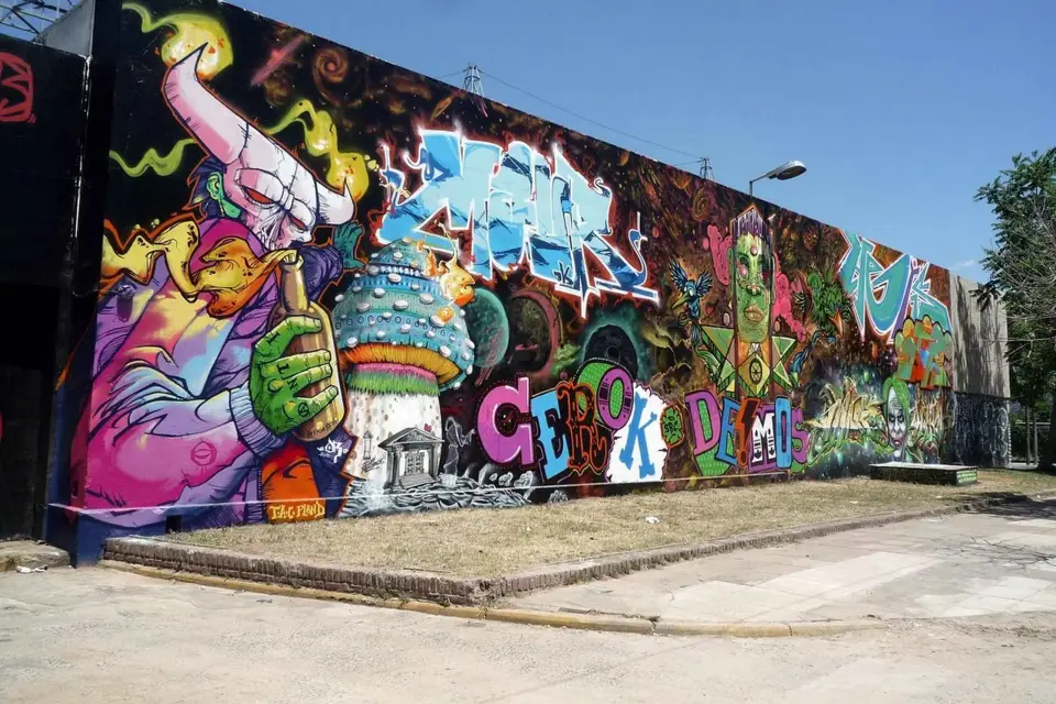 Buenos Aires Arte Urbano y ruta del vino