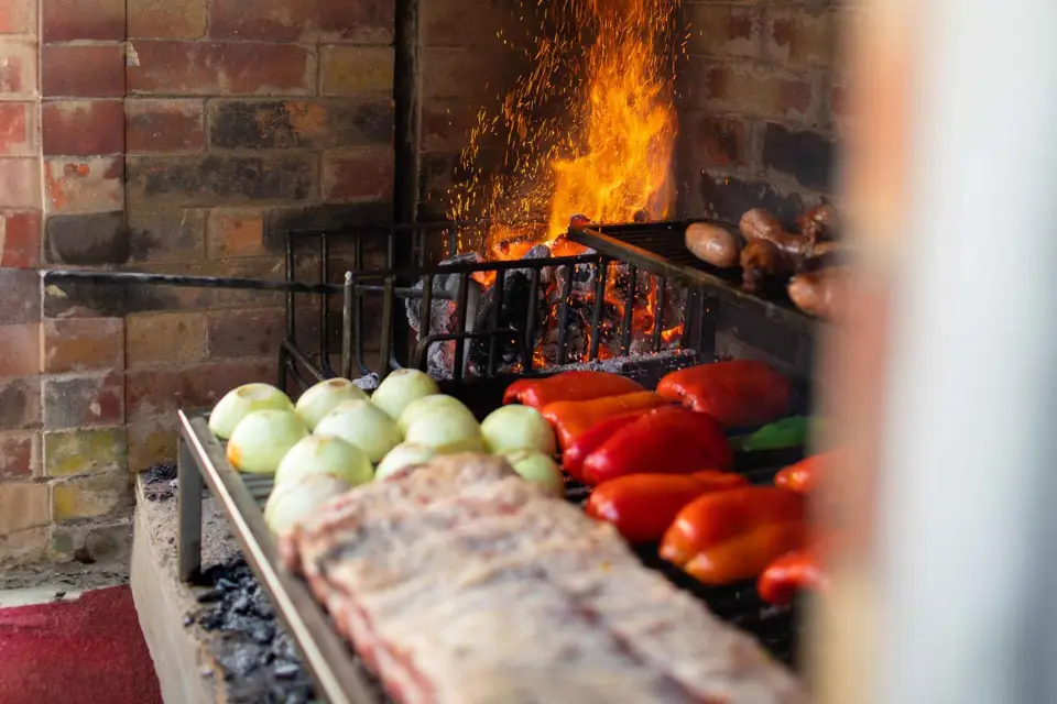 Asado: Experiencia de Fiesta y Sabores en Argentina