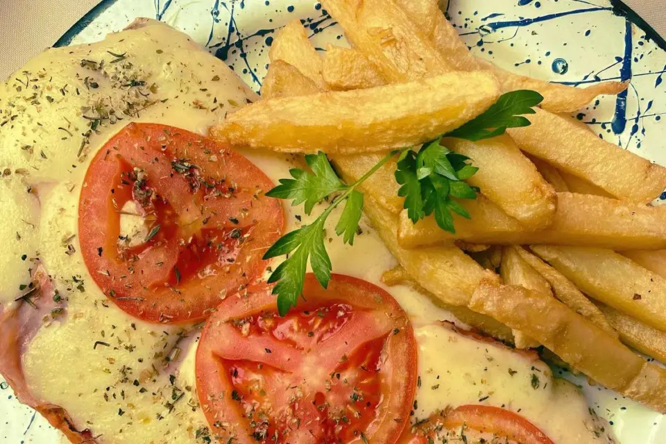 Comida en Encuentro Nativo, Caminito