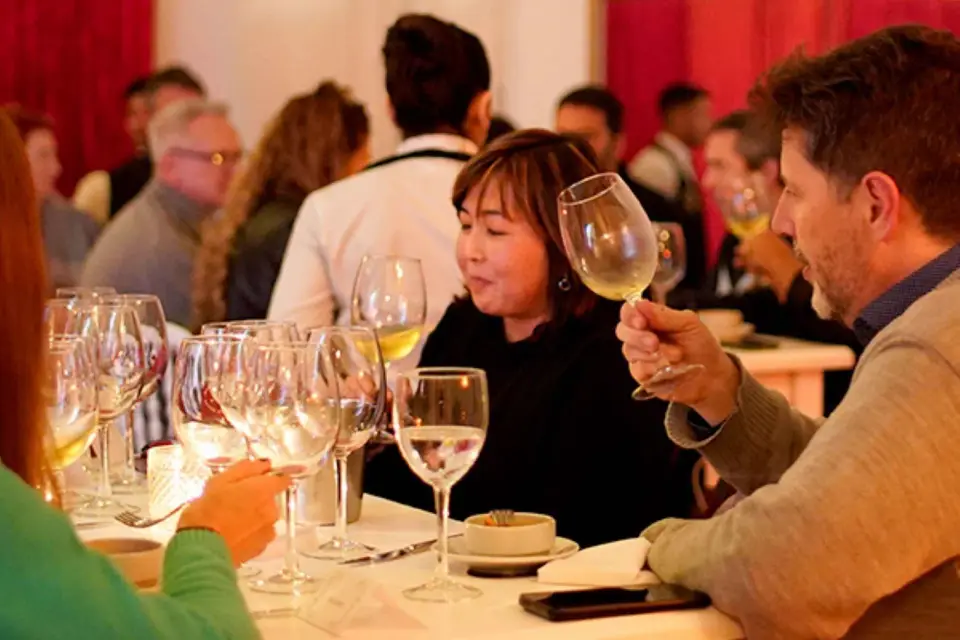 Degustación de Vinos Regionales en la Mansión Tango