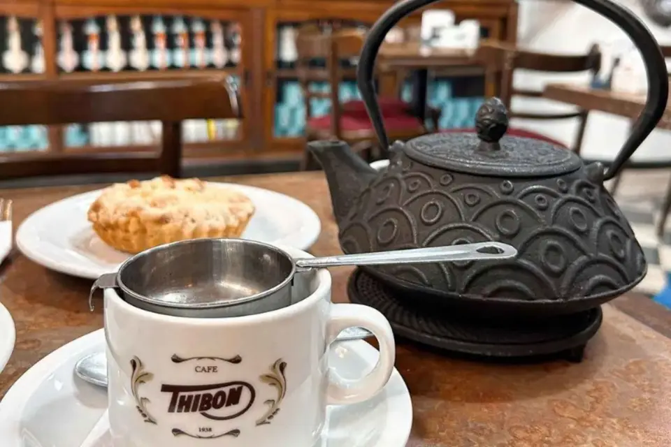Desayuno o Té por la Tarde en el Café Thibon para 2