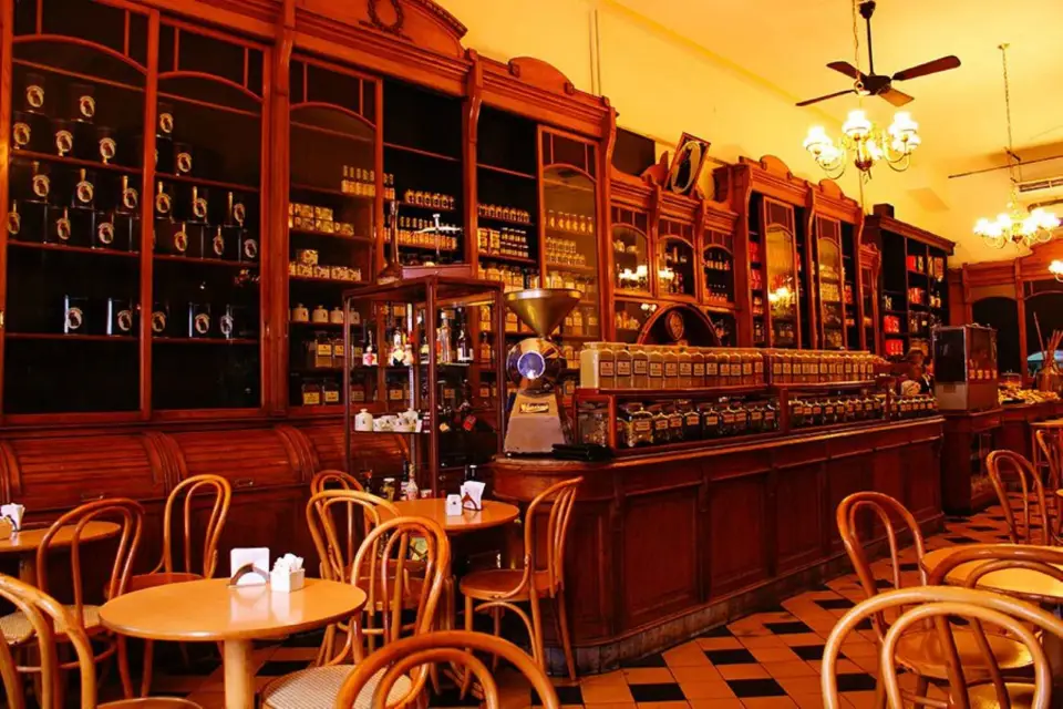 Desayuno o té por la tarde en El Gato Negro para 2