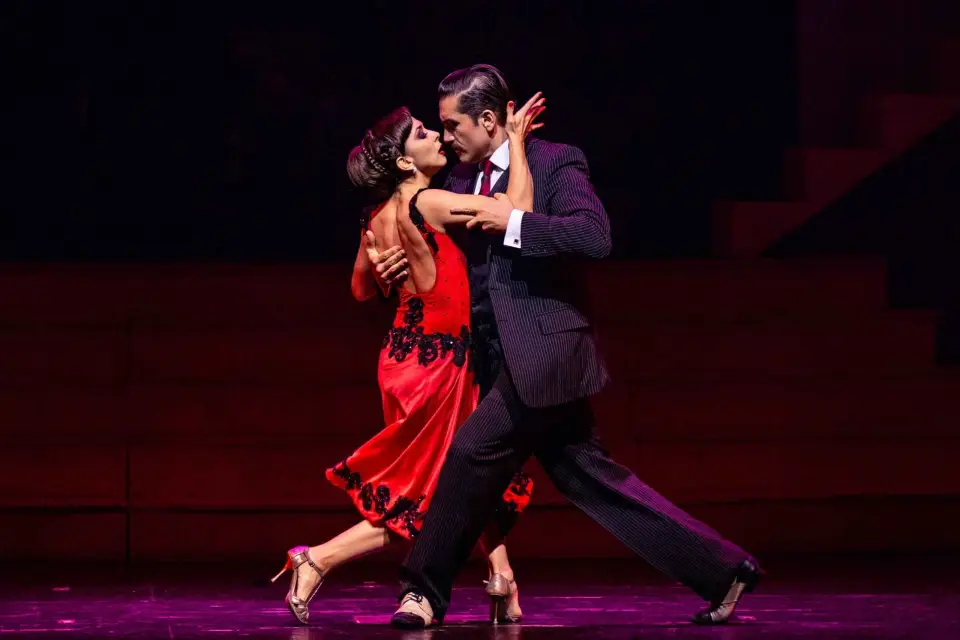 Buenos Aires: Espectáculo de Tango Porteño con Cena Opcional