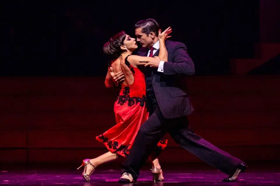 Buenos Aires: Espectáculo de Tango Porteño con Cena Opcional