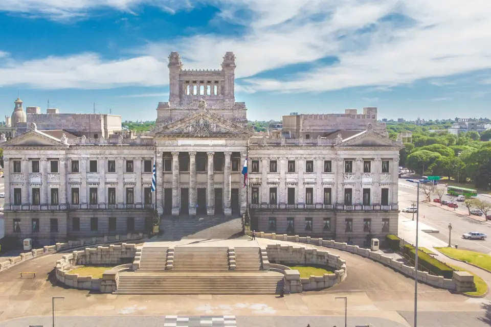 Excursión privada de un día a Montevideo desde Buenos Aires