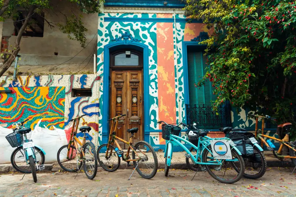 Buenos Aires: Graffiti y Arte Urbano en Bicicleta con Almuerzo