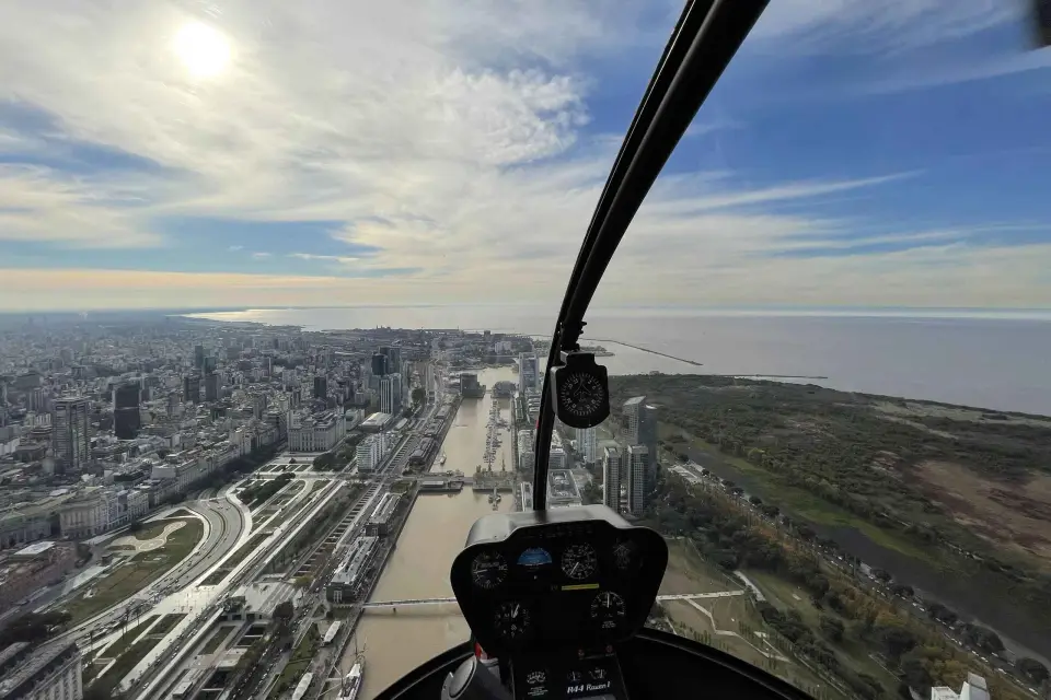 Helicopter flights in Buenos Aires