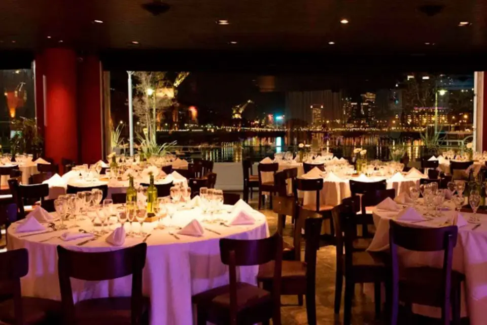 Madero Tango Premium: Cena + Bebida + Espectáculo + Traslado Fr